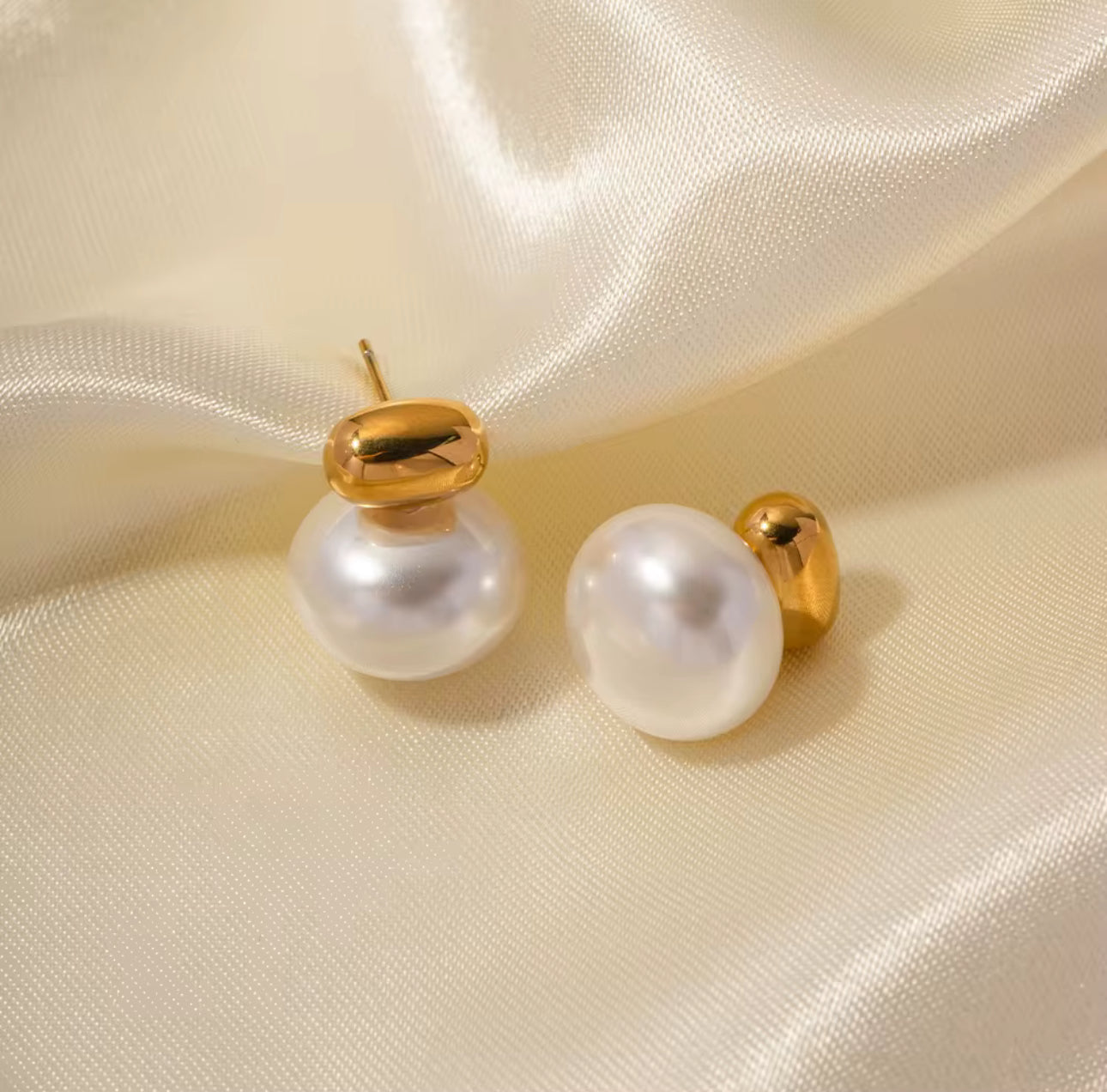 Layali Earrings